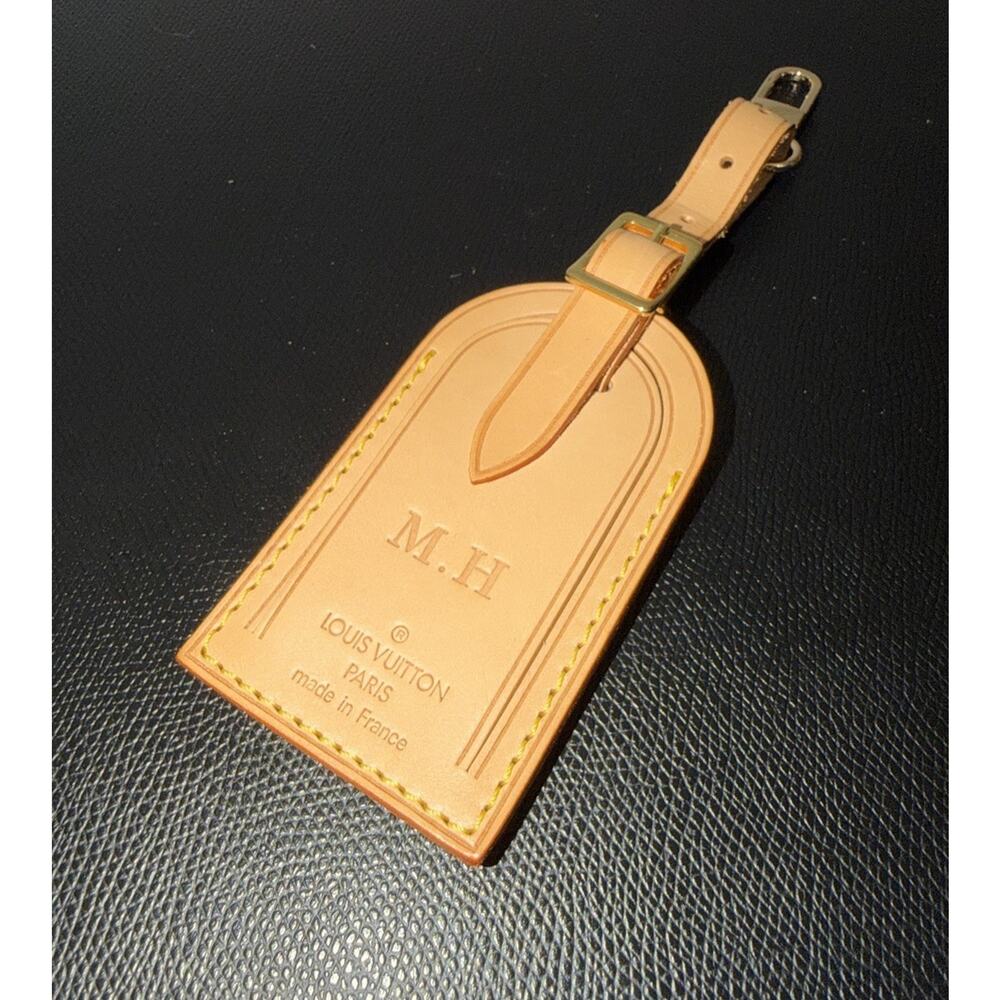 Louis Vuitton Name Tag w/ M H Initials Goldtone - Beige Vachetta France - GC